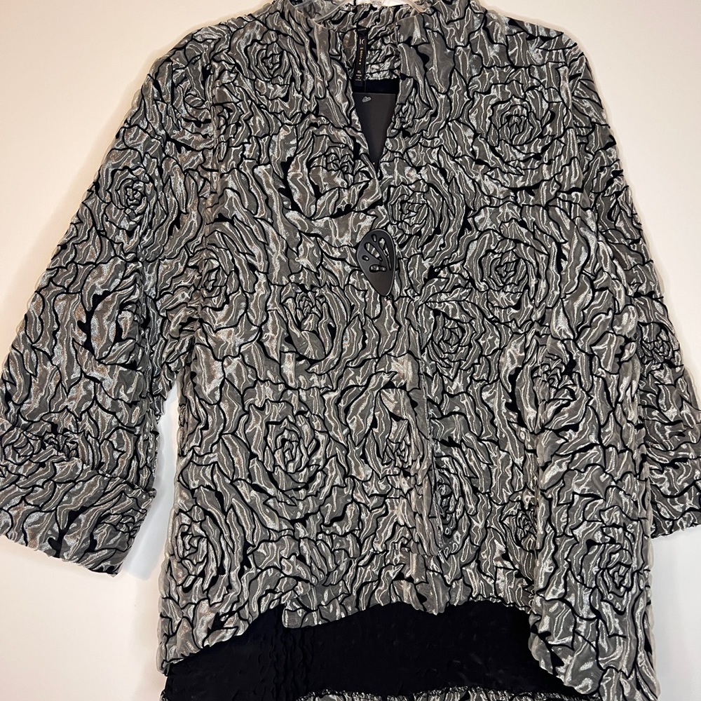NWT IC by Connie K Evening Jacket - XL